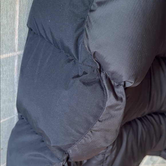 Mountain Hardwear Black Men's Down Jacket (Subzero) - Picture 7 of 13